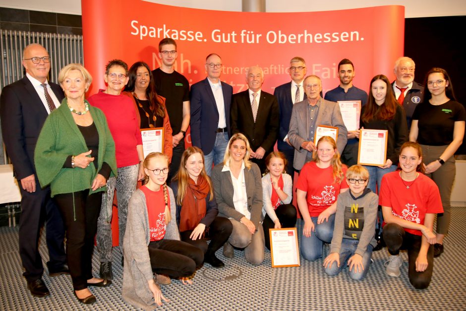 Stiftung der Sparkasse Oberhessen würdigt Ehrenamtler aus dem Vogelsberg mit Bürgerpreis Oberhessen