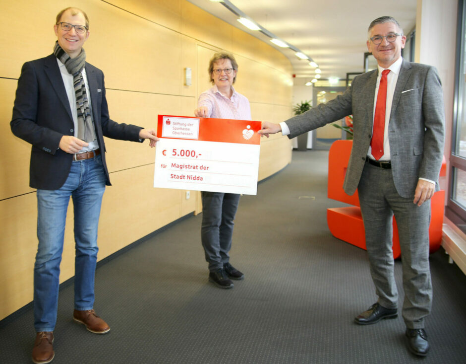 Sparkassen-Stiftung fördert Filmprojekt „50 Jahre Großgemeinde Nidda – Eine Spurensuche“