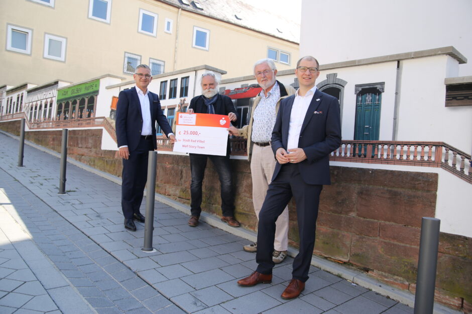 Sparkassen-Stiftung fördert Straßenkunst in der Quellenstadt mit 25.000 Euro