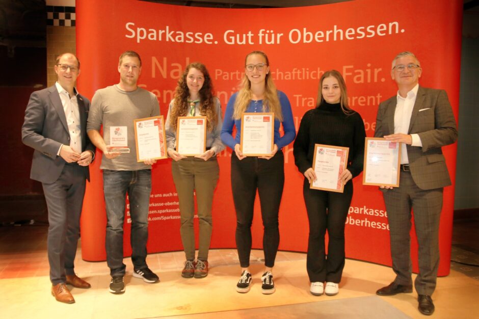 Ehrung für beispielhaftes Engagement: Stiftung der Sparkasse Oberhessen vergibt Bürgerpreis Oberhessen in Friedberg