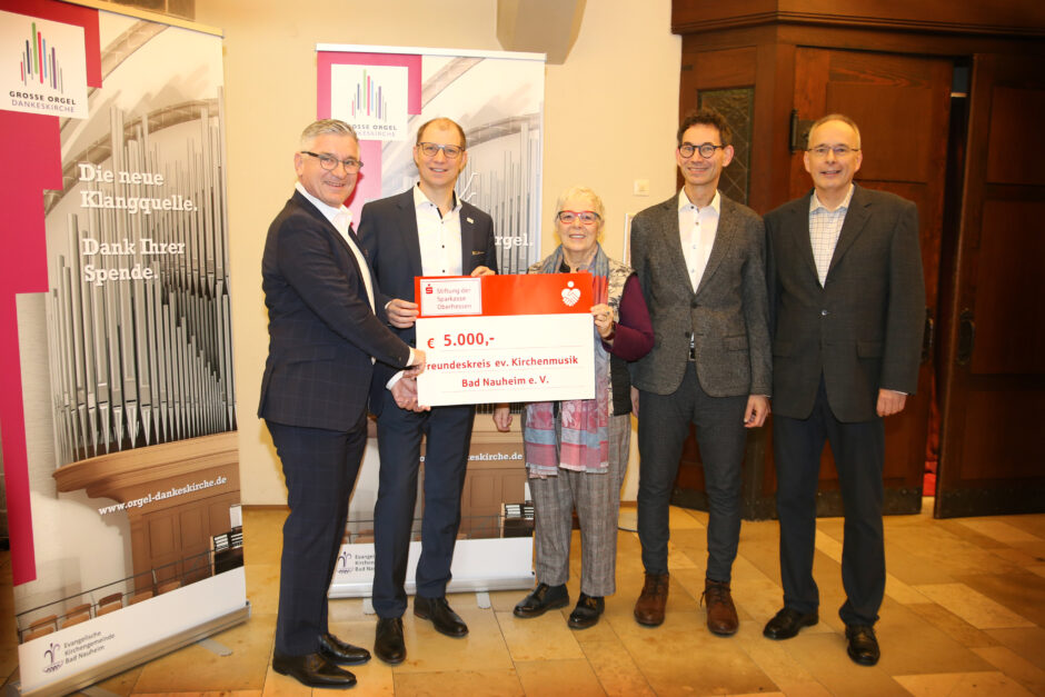 Sparkassen-Stiftung fördert neue Orgel für Dankeskirche mit 5.000 Euro