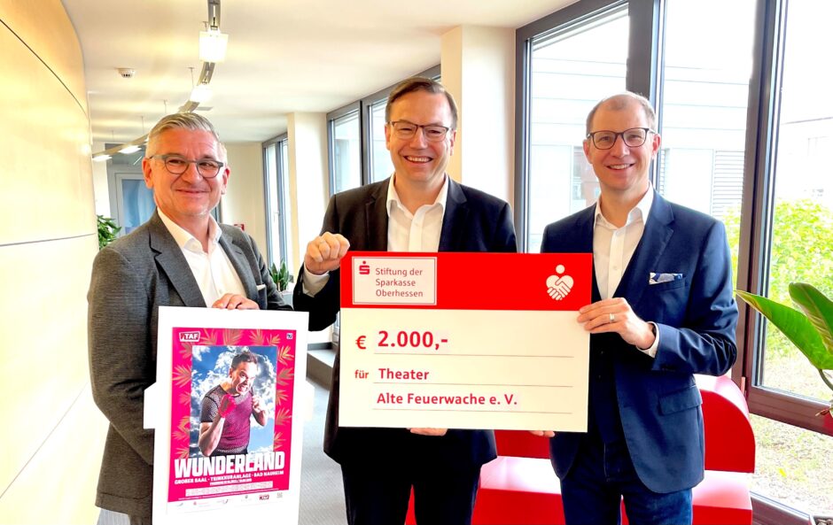 2.000 Euro für Theaterprojekt: Sparkassen-Stiftung unterstützt Theater Alte Feuerwache