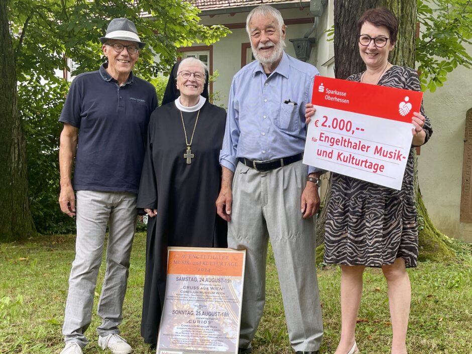 Wiener Charme weht durch die Klosterkirche